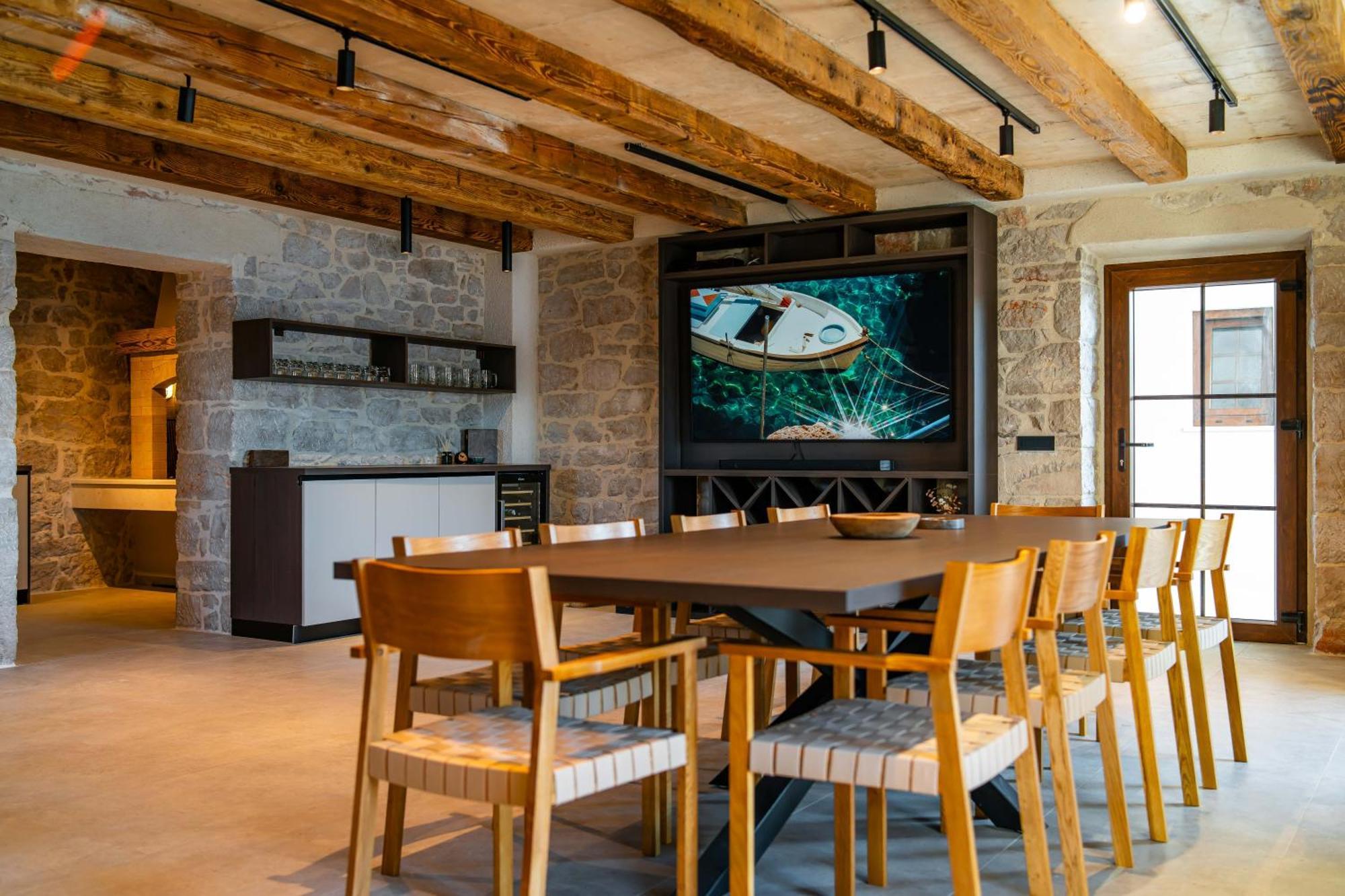 Villa Seafront Draga With Heated Infinity Pool *