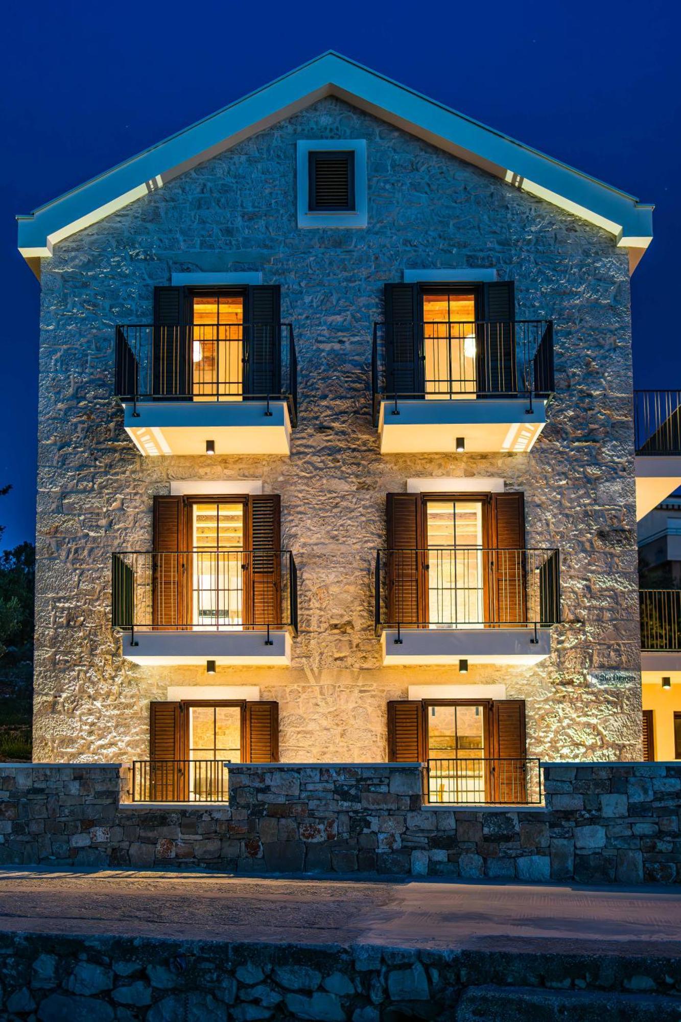 Seafront Draga With Heated Infinity Pool Villa